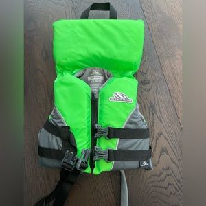 Green Sterns type 2 infant life vest 30-50 lbs